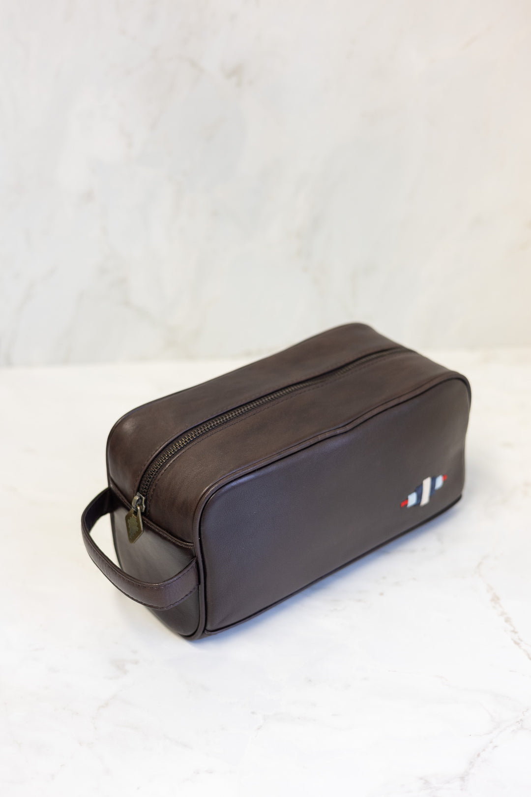 Hombre washbag - brown leather with multi stitching