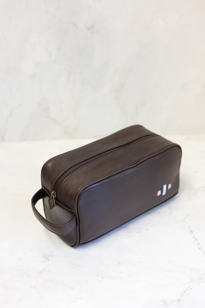 Hombre washbag - brown leather with multi stitching