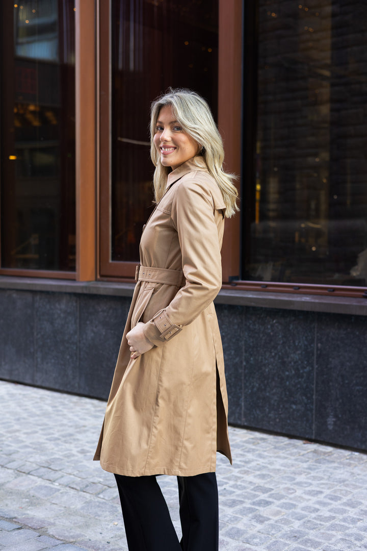 Woman`s Woven Raincoat