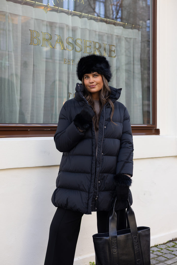 Woman`s Woven Half Coat