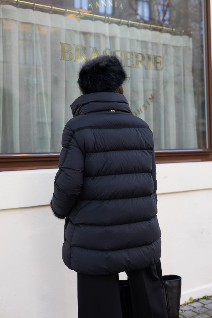 Woman`s Woven Half Coat