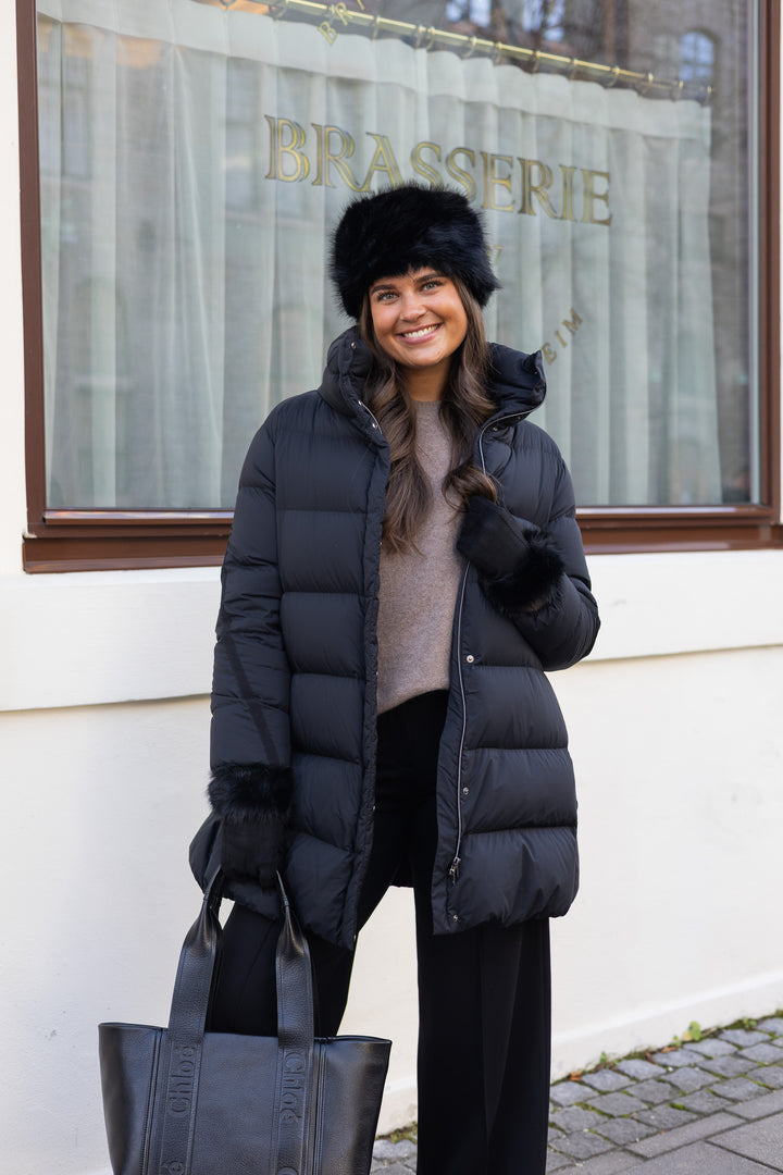 Woman`s Woven Half Coat