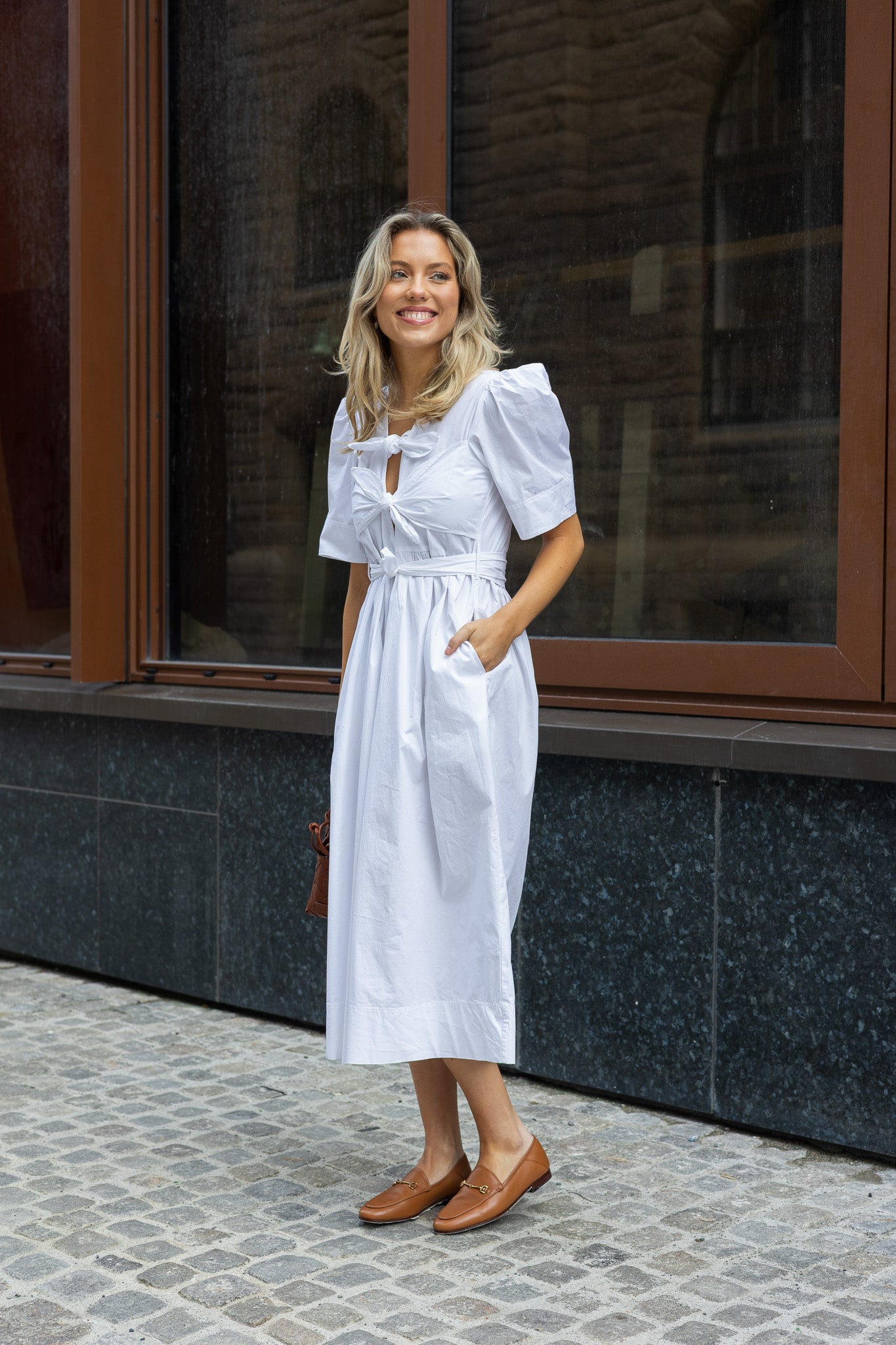 ワンピース Ganni Washed Stretch Cotton Tie Strap Midi Dress GANNI Washed Stretch Cotton Tie Strap Midi Dress – Høyer