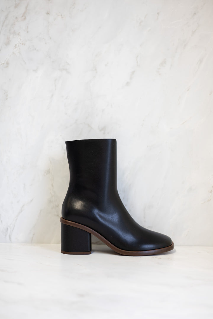 CHLOÉ ANKLE BOOTS