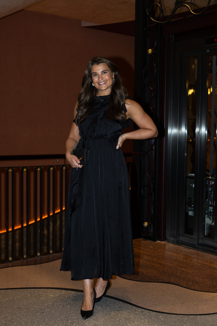 Saanvi Cascading Ruffles Dress