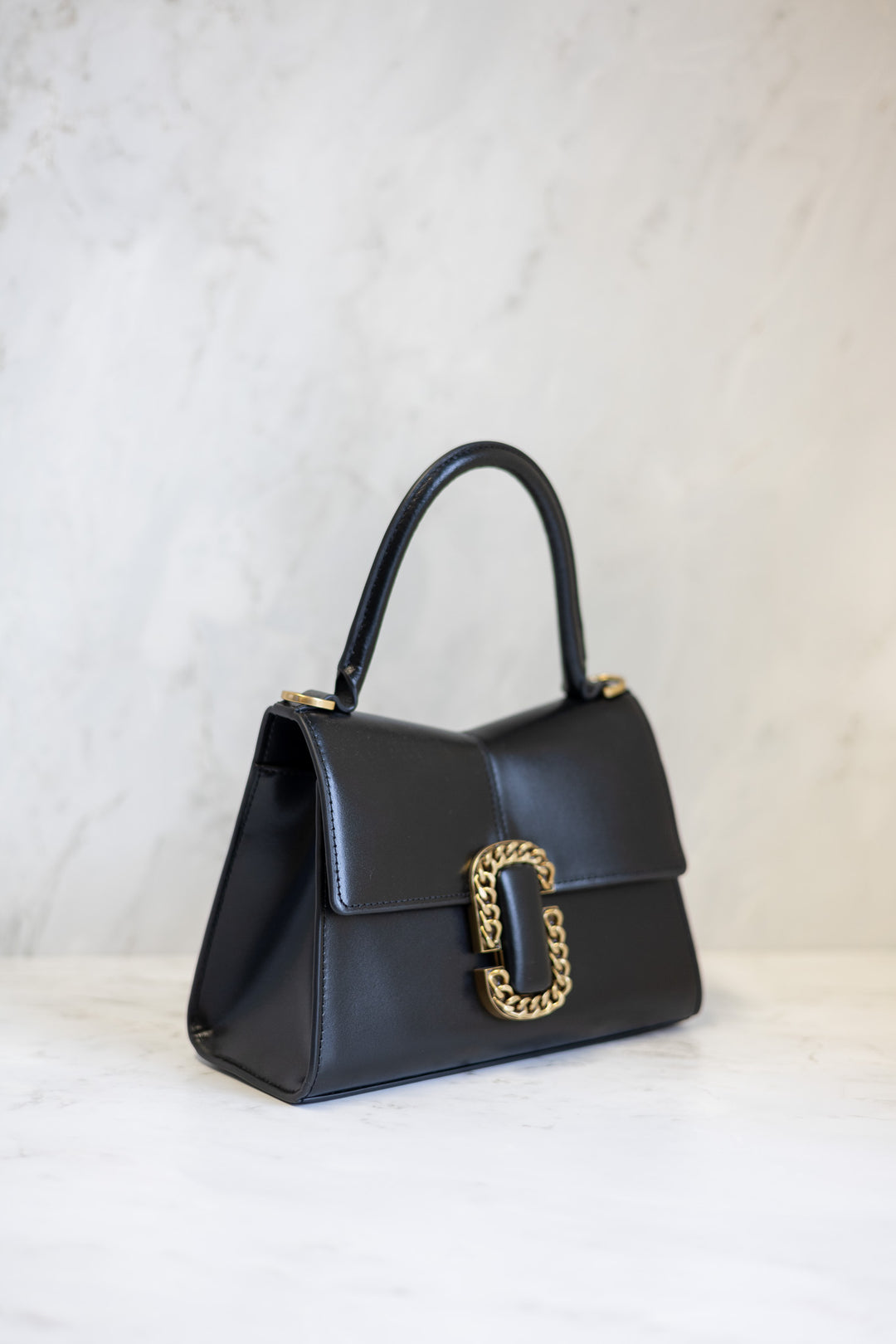 MARC JACOBS THE TOP HANDLE