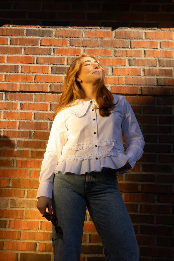 Stretch Cotton Shirt w. Frills