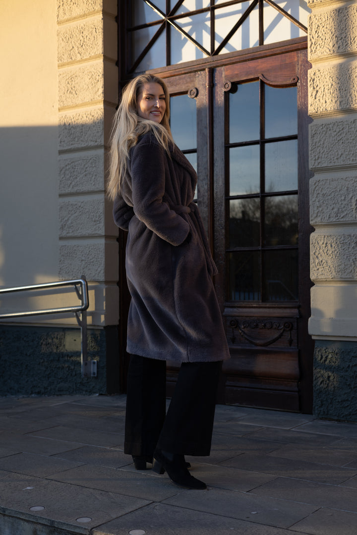 Woman's Knitted Coat