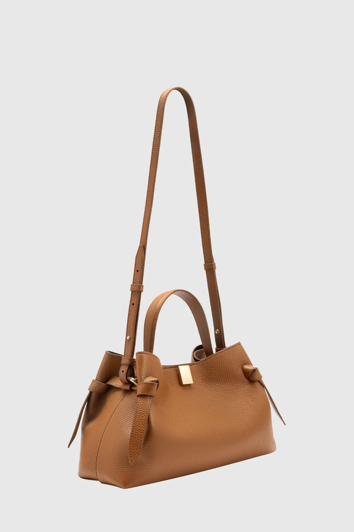 GYOZA PEBBLE GRAIN LEATHER