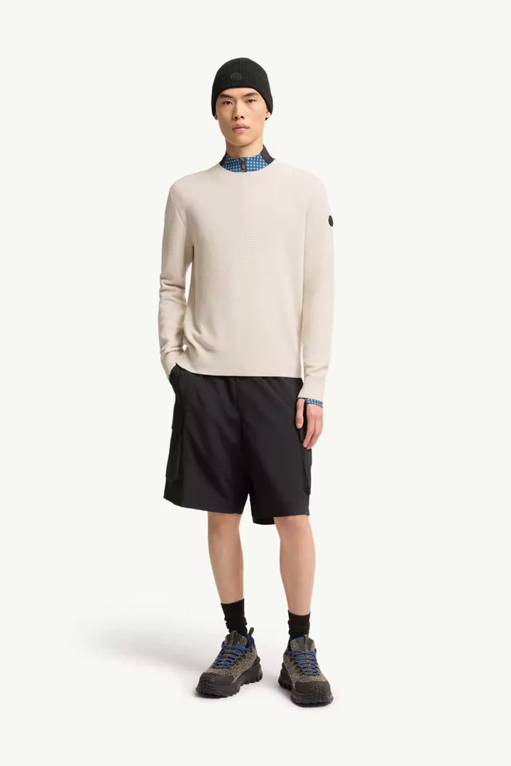 CREW NECK