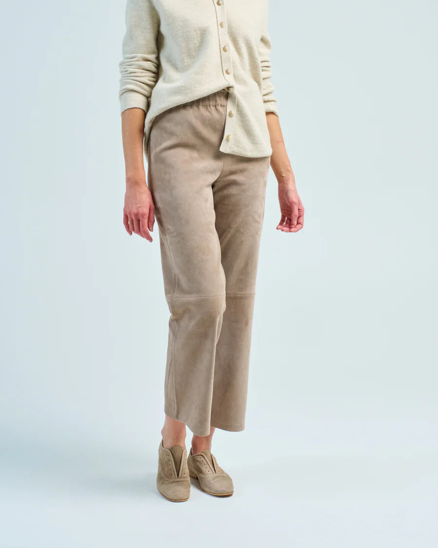 FERRARA Stretch Suede