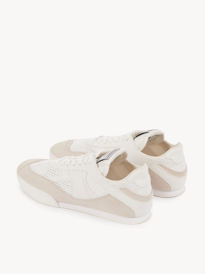KICK SNEAKERS