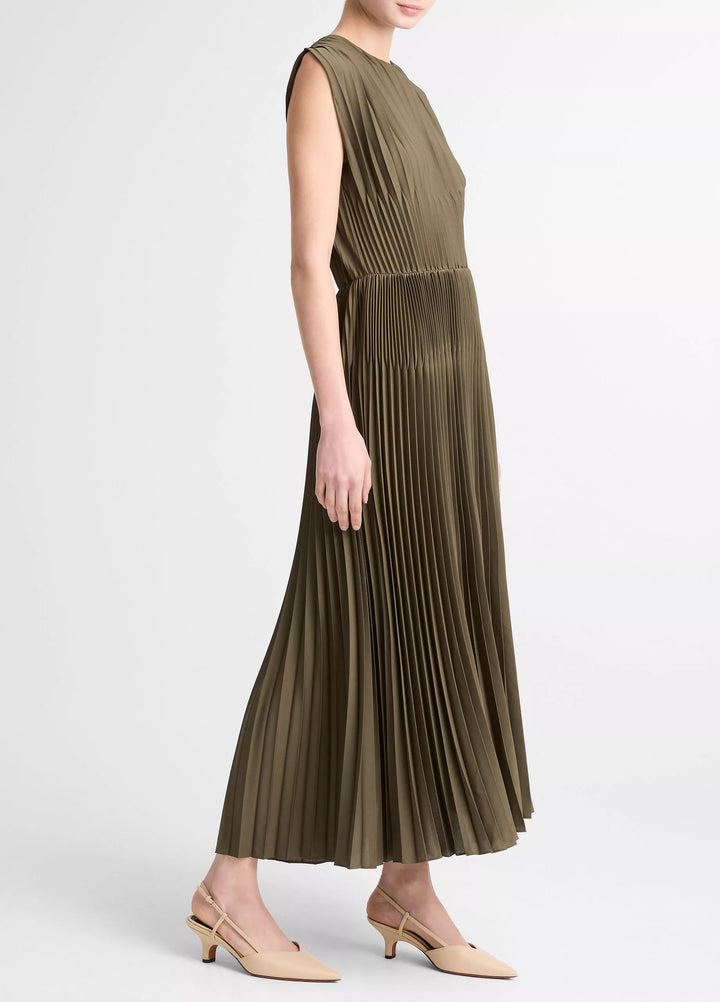 CHEVRON PLEATED CREW NK DRESS