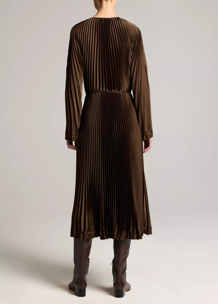 PLEATED L/S DRESS W/ CONTRAST HEM