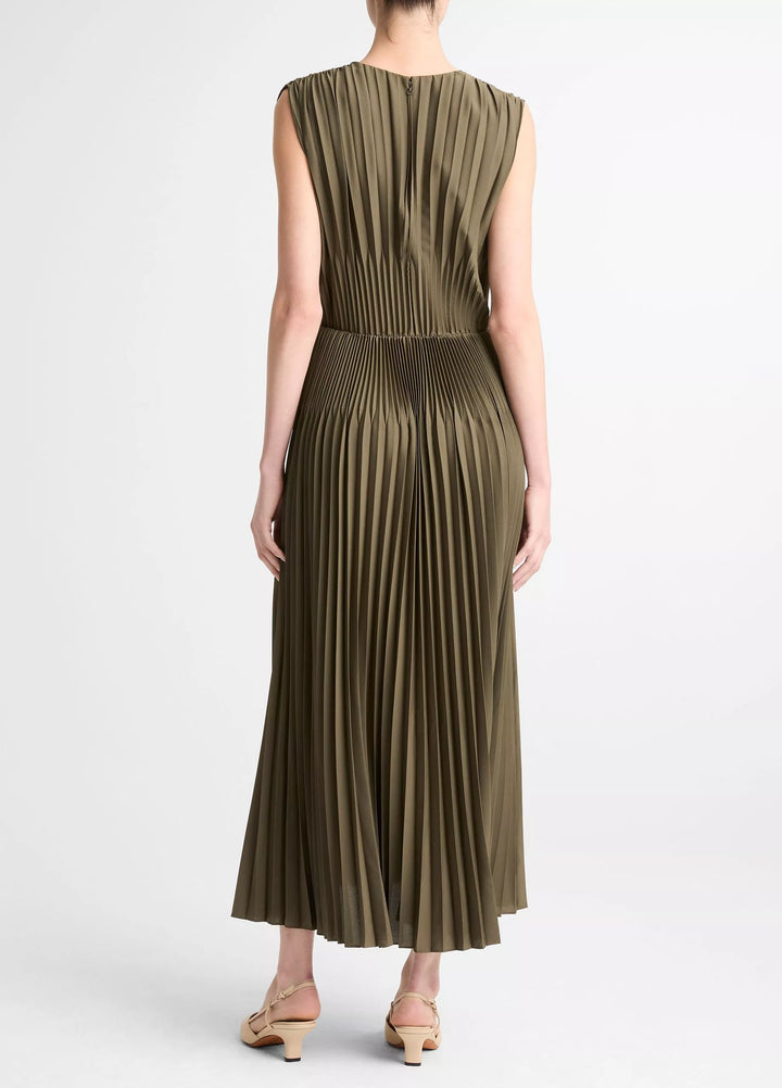 CHEVRON PLEATED CREW NK DRESS