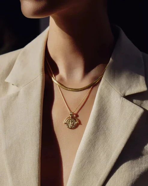LUCY WILLIAMS ROMAN ARC COIN NECKLACE