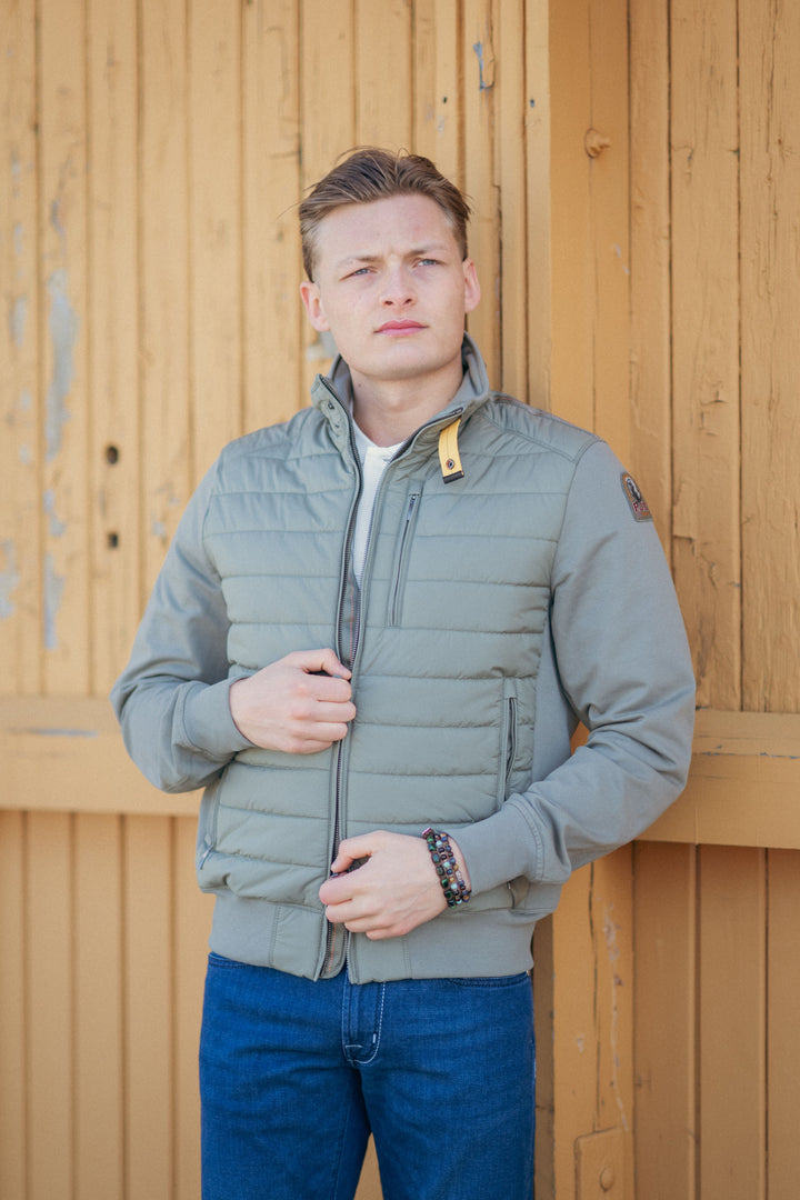 ELLIOT - MAN