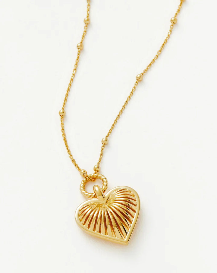 RIDGE HEART CHARM NECKLACE
