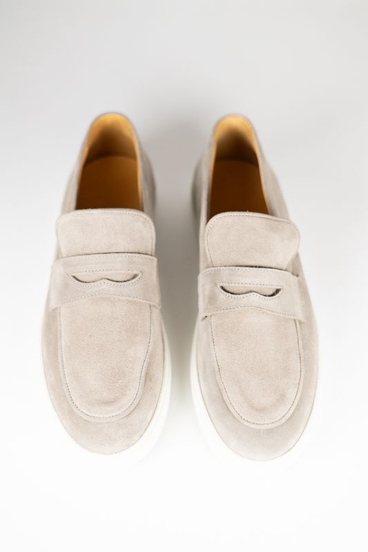 Penny sneaker