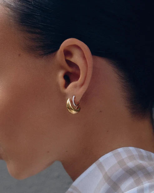 SAVI DOME MINI HOOP EARRINGS